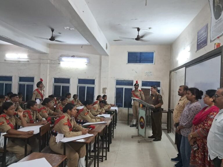 डीपी विप्र महाविद्यालय में प्रधानमंत्री टीबी मुक्त भारत अभियान के अंतर्गत एनसीसी कैडेट्स को टीबी जागरूकता एवं रोकथाम का दिया गया प्रशिक्षण